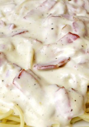 Una foto de Espaguetis carbonara