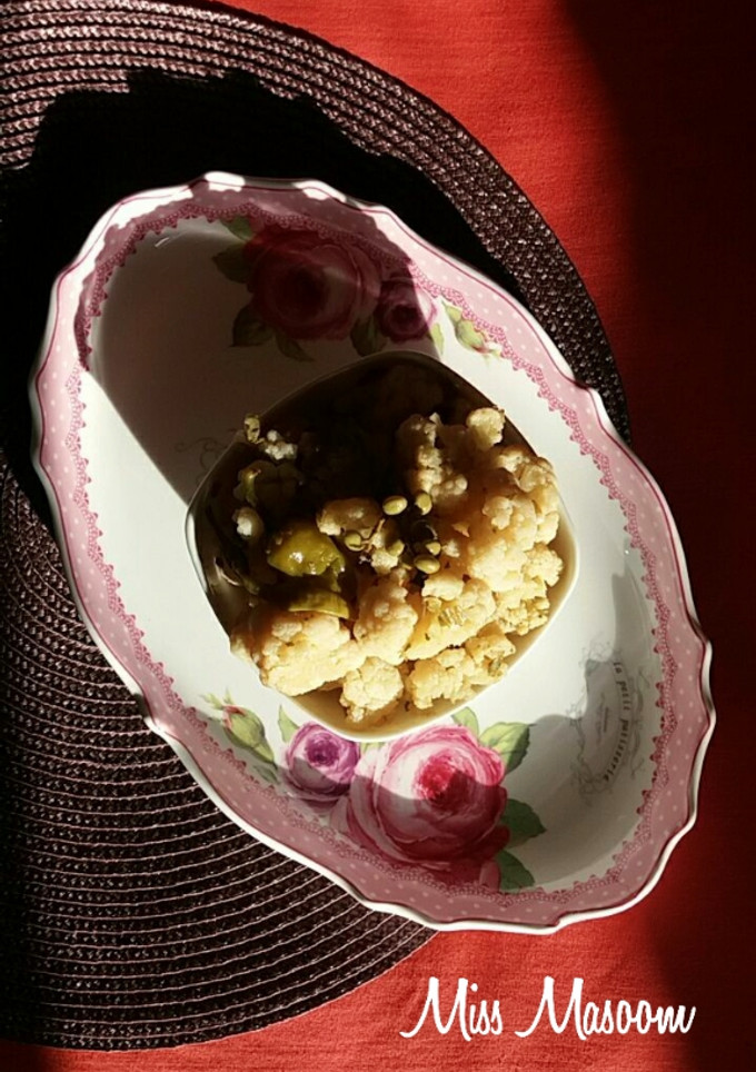 عکسی از دستور ترشی گل کلم و غوره