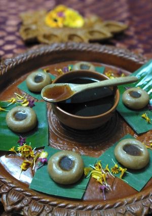 নলেন গুঁড়ের সন্দেশ (nolen gurer sondesh recipe in Bengali) রেসিপির প্রধান ছবি