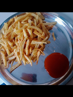 आलू फिंगर (Aloo finger recipe in hindi) रेसिपी मुख्य फोटो