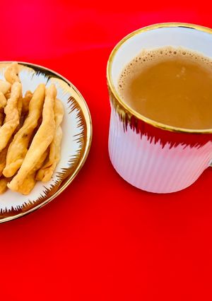 A picture of Ginger Milk Tea ☕️ with Savory Twisty😋.
