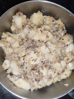 व्रत के आलू (Vrat ke aloo recipe in hindi) रेसिपी मुख्य फोटो