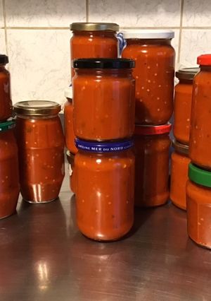 Une photo de Sauces aux piments antillais à la citronnelle,sarriette,oignons,ail et persil