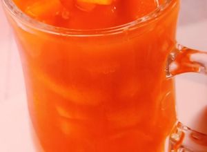 Una foto de Ponche de frutas deshidratadas