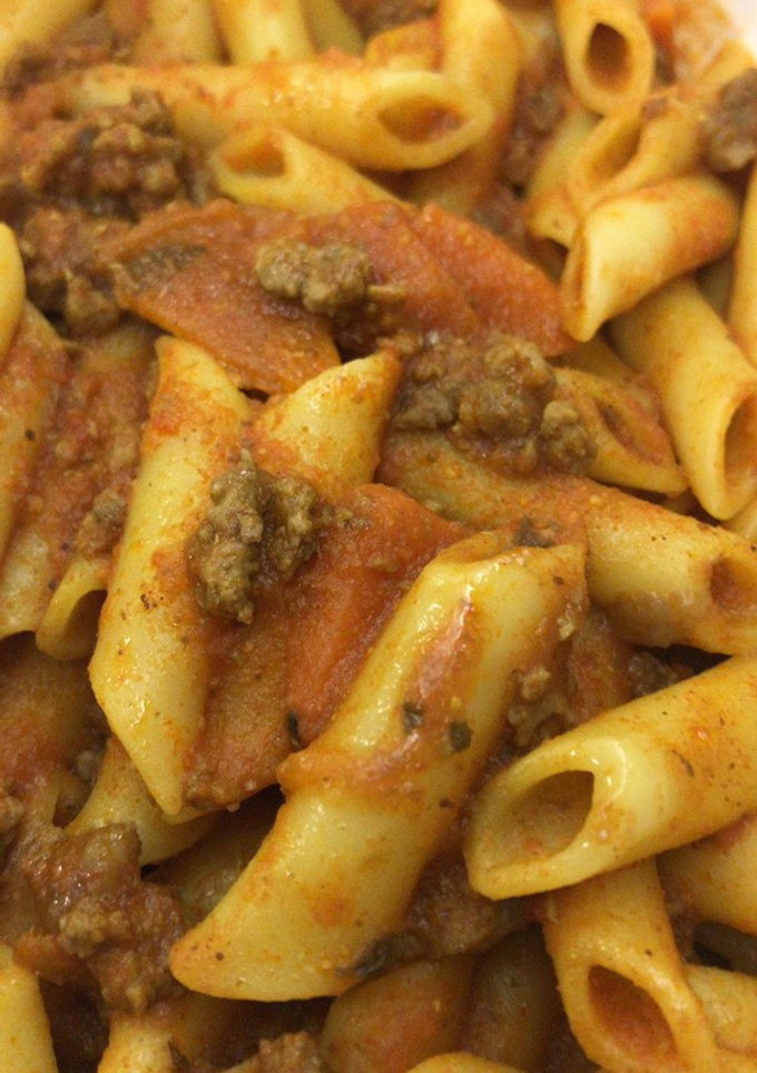 Una foto de Macarrones con carne