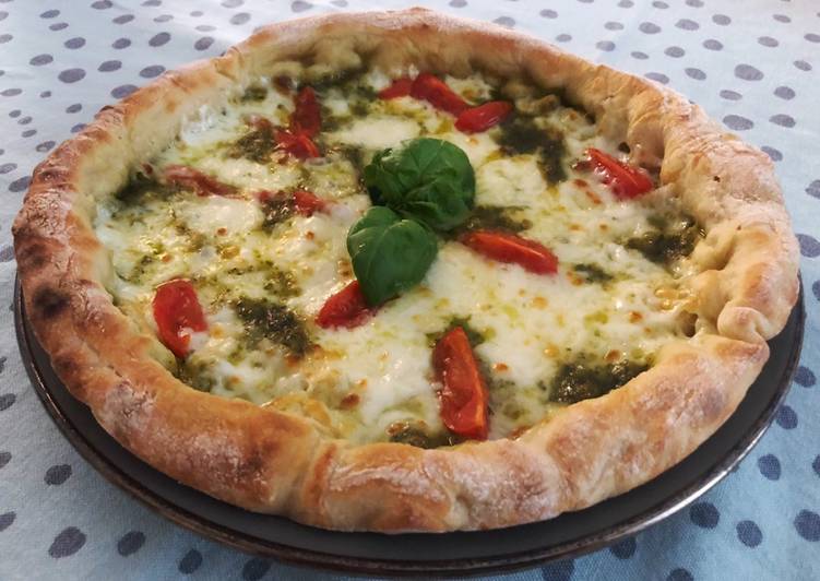 Pizza stile napoletano cottura in padella e grill