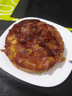 Una foto de Torta Invertida de Manzanas!