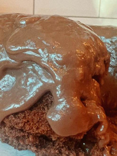 Foto de Bolo de Chocolate com Brigadeiro