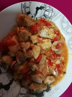 Una foto de Pollo al chilindrón