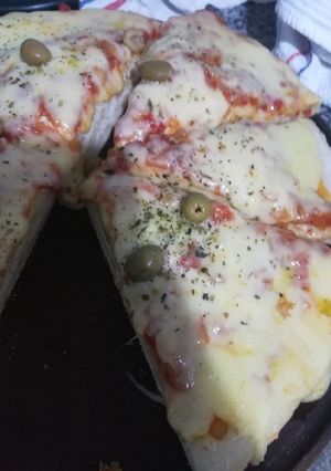 Una foto de Pizza de molde (media masa)