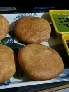 खस्ता मसाला कचौड़ी (khasta masala kachodi recipe in Hindi) रेसिपी मुख्य फोटो