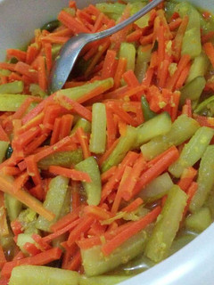 A picture of Yellow Pickles (Indonesian Pickles).