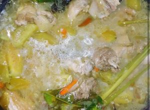 Foto resep Garang asem ayam kampung no daun pisang no santan no ribet