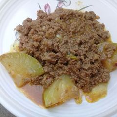 A picture of Mincemeat and white melon.