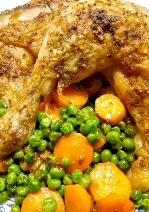 A picture of Frozen chicken tray bake.