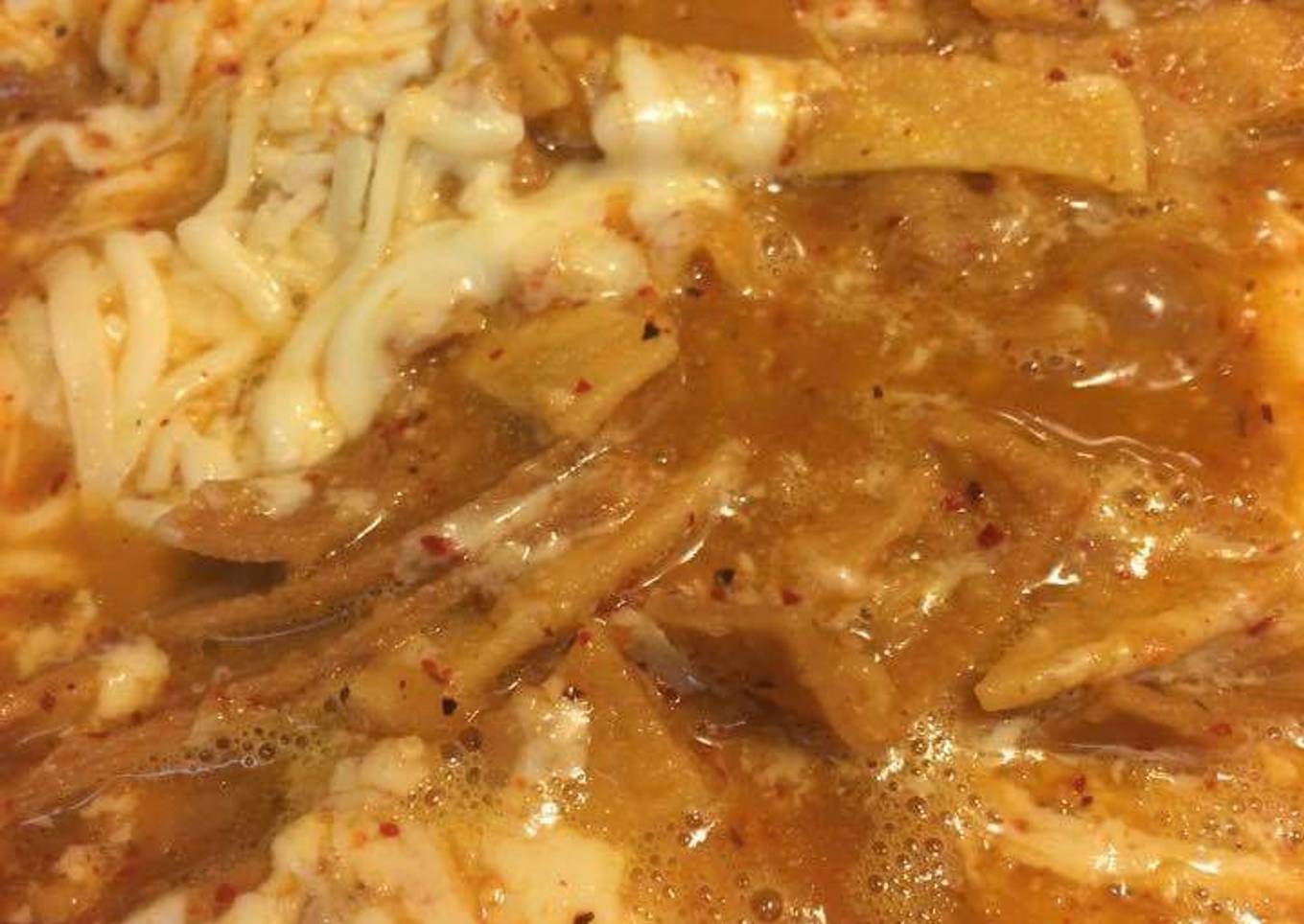 Chilaquiles rojos