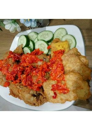 Foto resep Ayam tahu tempe geprek