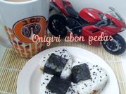 Gambar onigiri abon