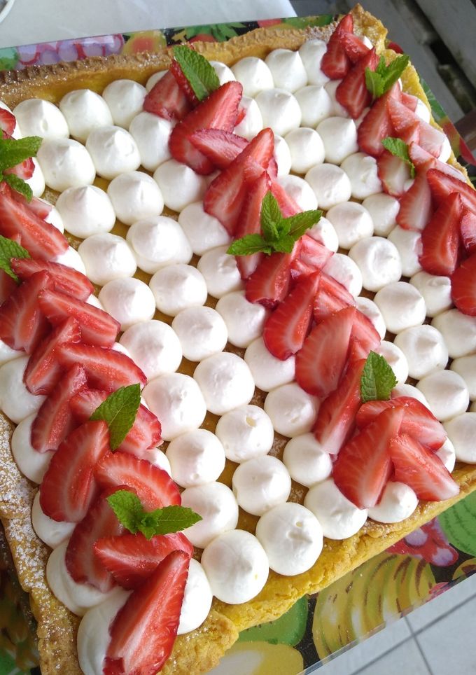 Foto di Crostata con crema e fragole