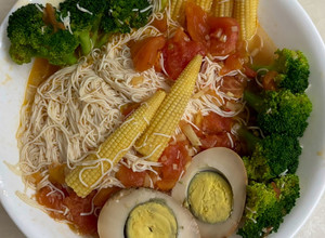 番茄蔬食豆腐麵（蛋素） 的食譜成品照片