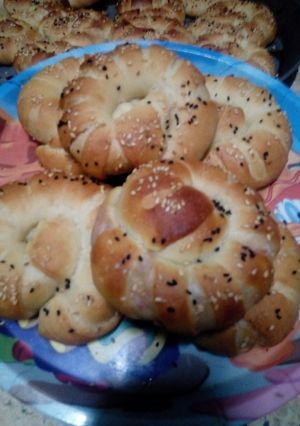 صورة لوصفة كرواسان بحشوة ميكس الجبنة