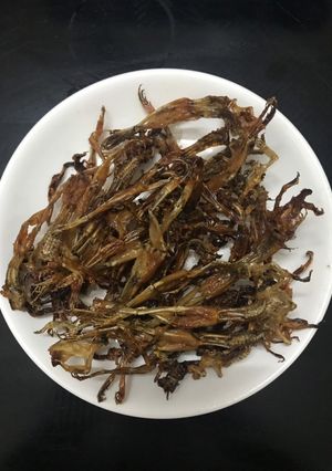 Hình của món Khô nhái chiên giòn.