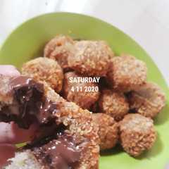 Bola bola pisang isi coklat lumer রেসিপির প্রধান ছবি