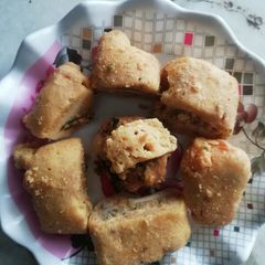 A picture of Paneer besan pakode.