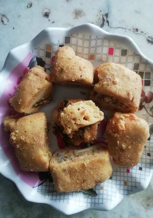 A picture of Paneer besan pakode.
