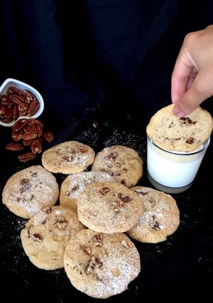 A picture of Pecan strawberry cookies.
