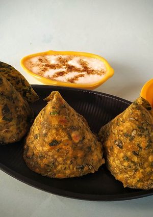 A picture of Methi thepla.