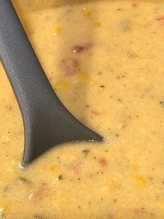 A picture of Quick Creamy Cheesy Spicy Corn Chowder.