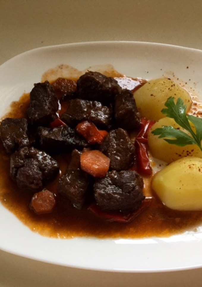 Una foto de Goulash