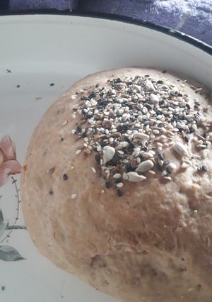Una foto de Pan integral con semillas