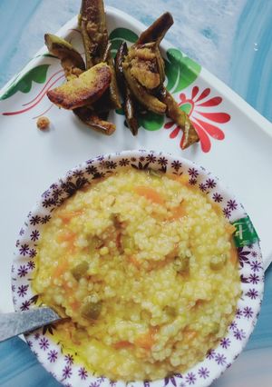 নিরামিষ খিচুড়ি (niramish khichdi recipe in bengali) রেসিপির প্রধান ছবি
