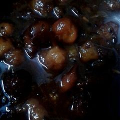 A picture of Plum pickle.