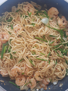 A picture of Shrimp and garlic noodles.