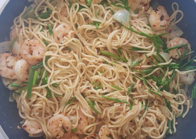 Shrimp and garlic noodles