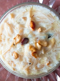 ராஜஸ்தானி சேவை கீர் (Rajasthani Sevai Gheer Recipe in tamil) செய்முறை முக்கிய புகைப்படம்