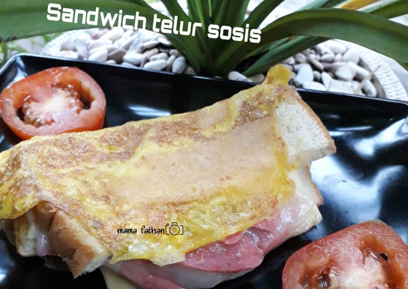 Sandwich telur sosis