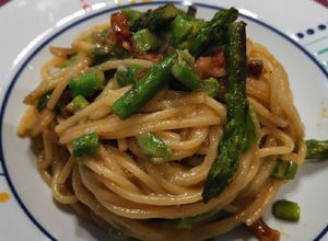 Foto di Gricia con asparagi
