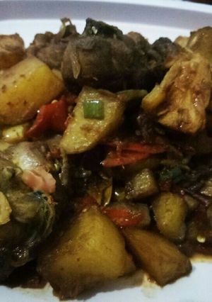 Foto resep Semur ayam dan kentang