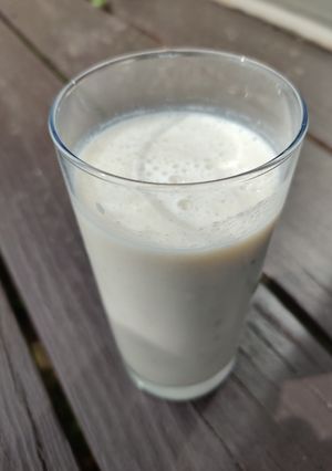A picture of Banana milkshake.