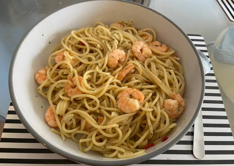 Shrimp Pasta (Aglio Olio Spaghetti + Shrimp)