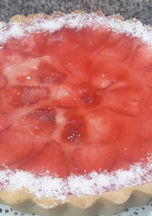 Una foto de Tarta de frutillas y gelatina