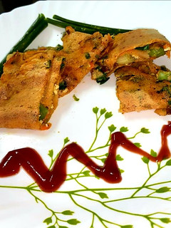 A picture of Green onion moong dal chilla.