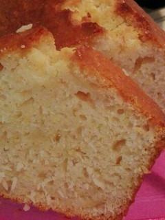 Una foto de Budín de manzana, miel y limón 😉