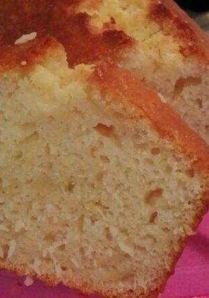 Una foto de Budín de manzana, miel y limón 😉