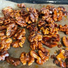 A picture of Honey Roasted Walnuts.