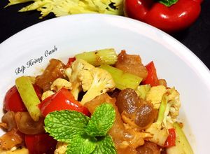 Hình của món Gân Bò Xào Ớt Sa Tế.